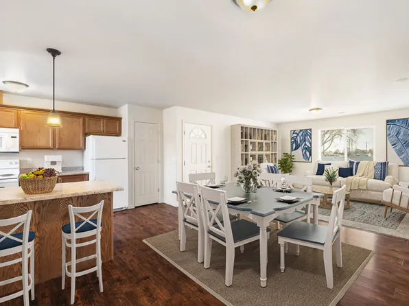 Pine Tree Park, 1923 S Vancouver St, Kennewick, WA 99337