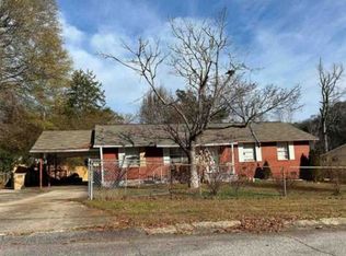 8992 Cornell Dr, Jonesboro, GA 30238