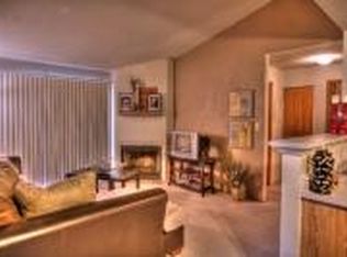 8205 Karl Ridge Rd APT 823, Lincoln, NE 68506