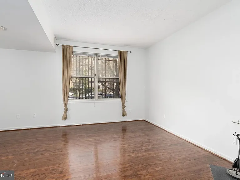 1830 California St NW #1 — Photo 7