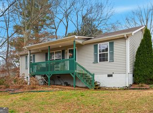 31 Debbie Ln, Dallas, GA 30132