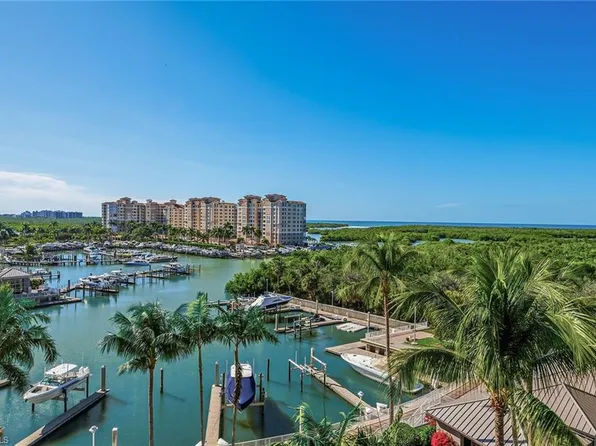 13675 Vanderbilt DR #707, NAPLES, FL 34110