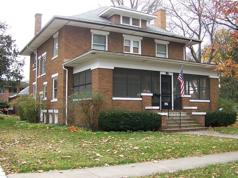 1st image of 201 E Elm St