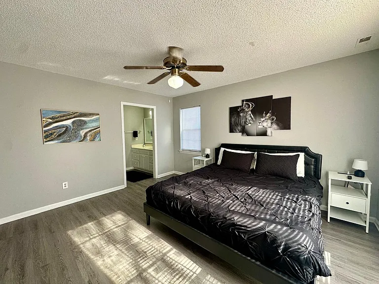 9501 Pondside Ln #1 — Photo 11