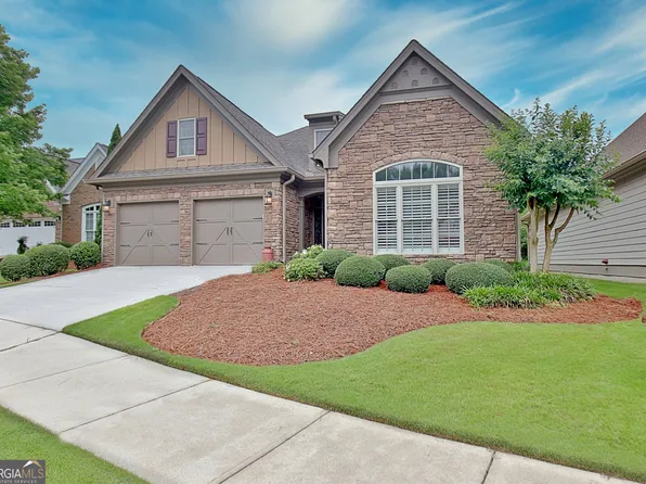 355 Grand Teton Cir, Fayetteville, GA 30215