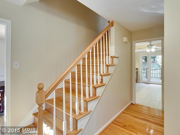 2nd image of 11440 Bronzedale Dr