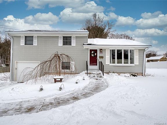 5th image of 24 Highland Dr