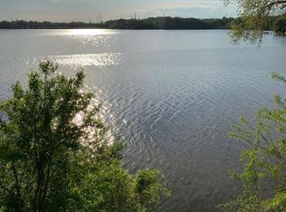 40 Wagners Ln, Baltimore, MD 21221