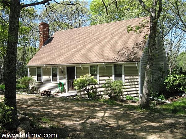1st image of 27 Schoolhouse Vlg