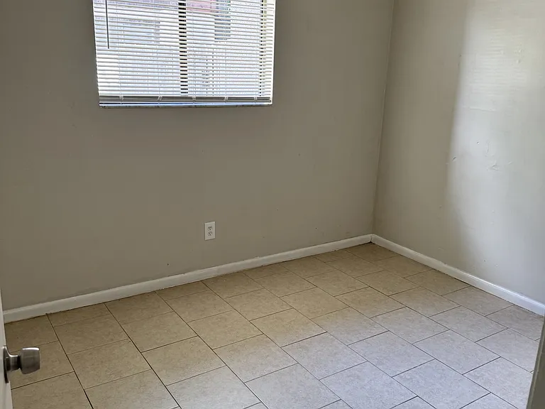 5147 Westchase Ct #1 — Photo 6