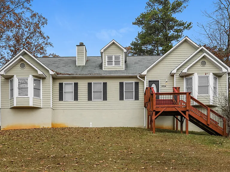 9704 Squirrel Wood Run — Photo 1