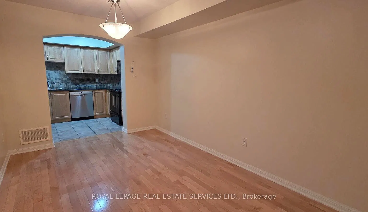 2 bed, $2,650 — Photo 3