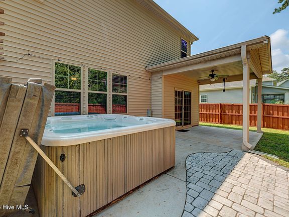 5th image of 4517 Combs Forest Court