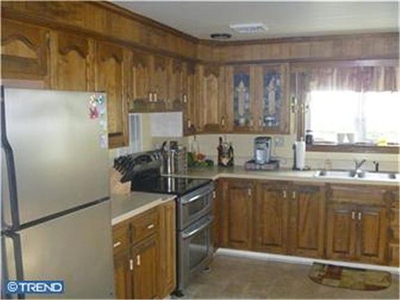 3rd image of 565 Bryton Ave