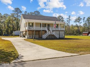 101 Red Drum Ln, Gloucester, NC 28528