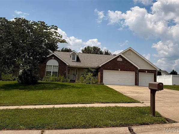 7 Greenbriar Moors Ct, Saint Peters, MO 63376