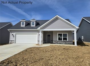 4304 Evergreen Ct, North Canton, OH 44720