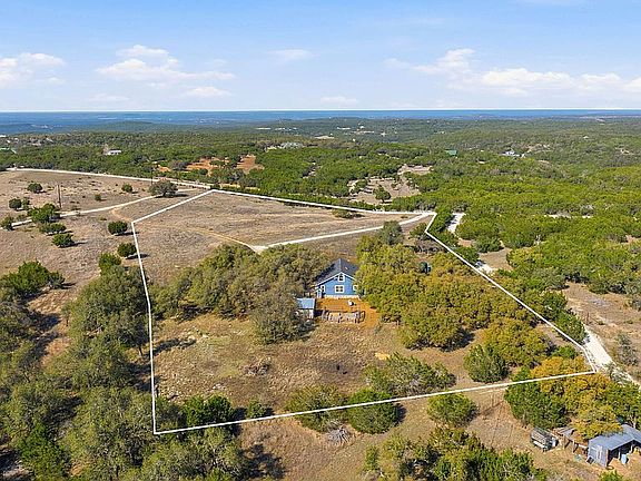 2nd image of 255 Rocky Creek Rd