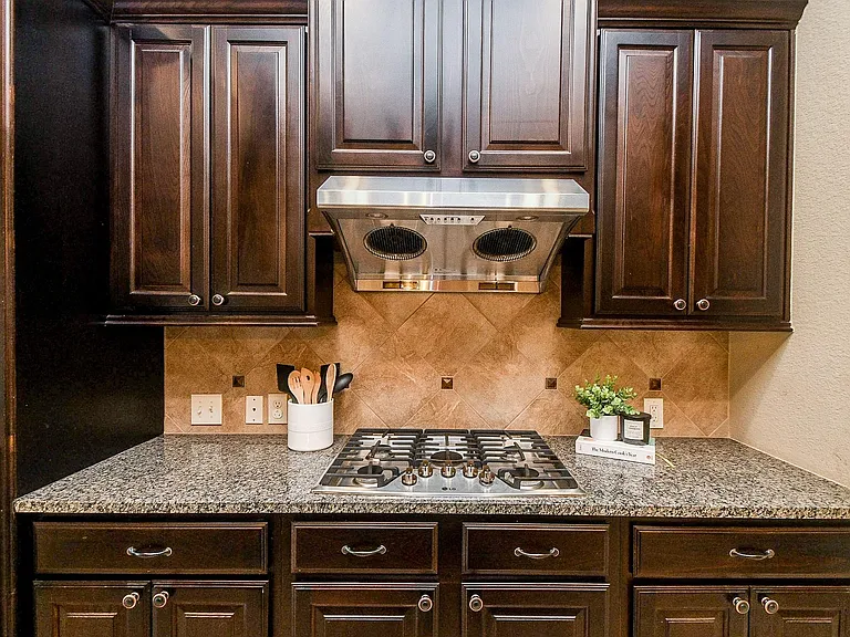 2911 Village Brook Ln — Photo 16
