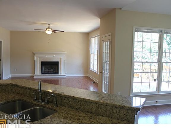 4th image of 9377 Grace Lake Dr