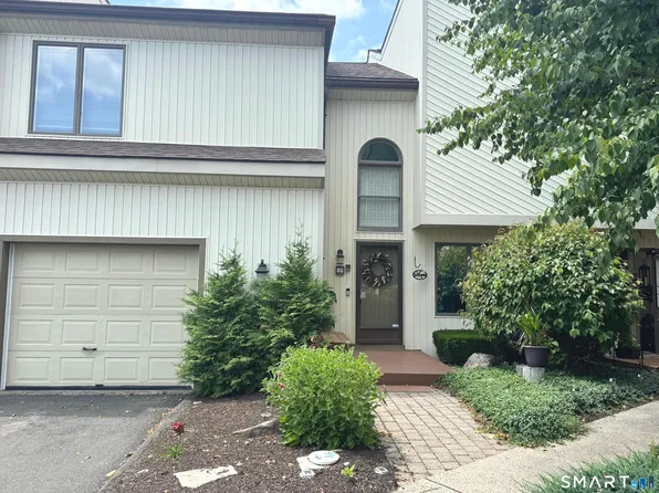 12 Spindle Hill Road #8G, Wolcott, CT 06716