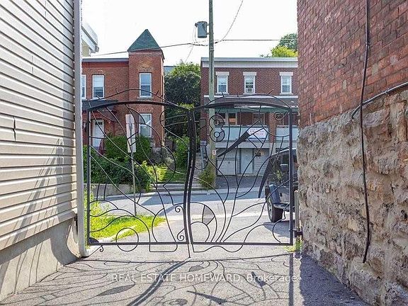 2nd image of 81 Sweetland Ave