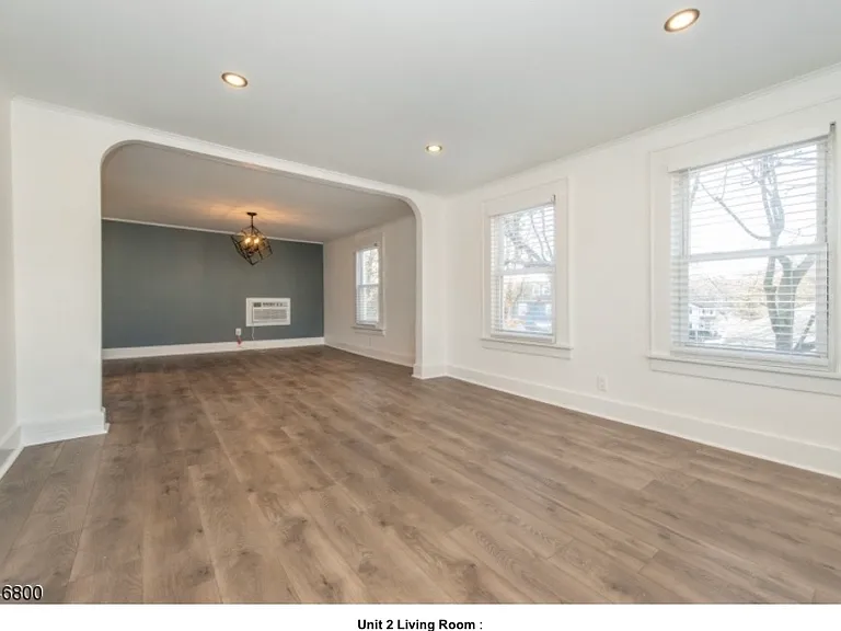 34 Morris Ave #2 — Photo 4