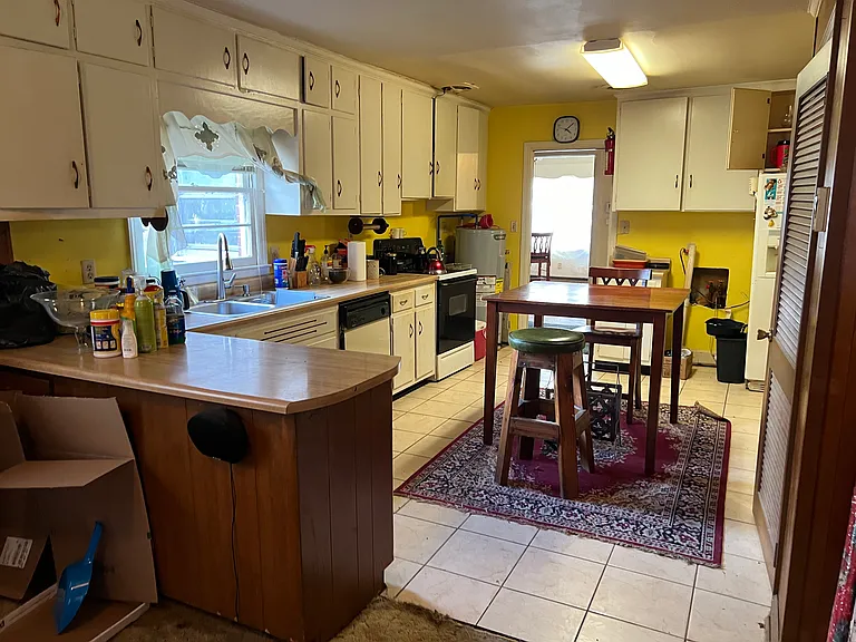 1002 Sykes Ave Kitchen view from Den
(Old picture; since repainted.)