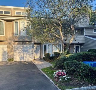 55 Kristin Lane, Hauppauge, NY, 11788