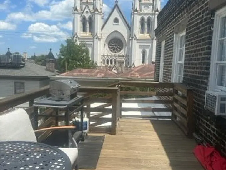 118 E Harris St — Photo 12