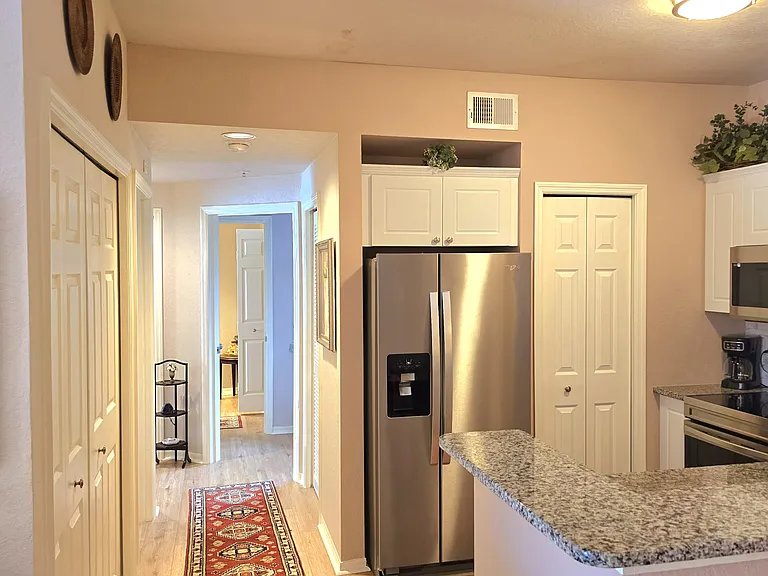 5152 Northridge Rd #205 — Photo 17