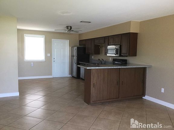 4th image of 27704 Bay Point Ln