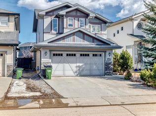 3433 Goodridge Link NW, Edmonton, AB T5T 4E9