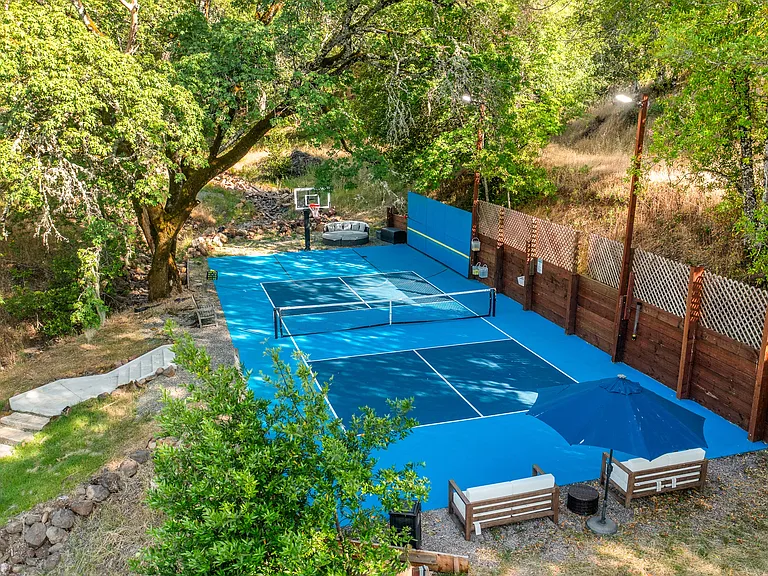 6568 Sonoma Mountain Rd — Photo 93