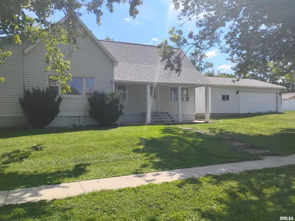 302 S Plum St, Glasford, IL 61533