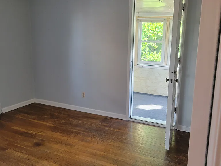 3313 Warren Rd — Photo 10