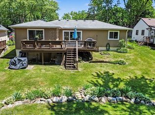 9567 Susin Ln, Clarkston, MI 48348