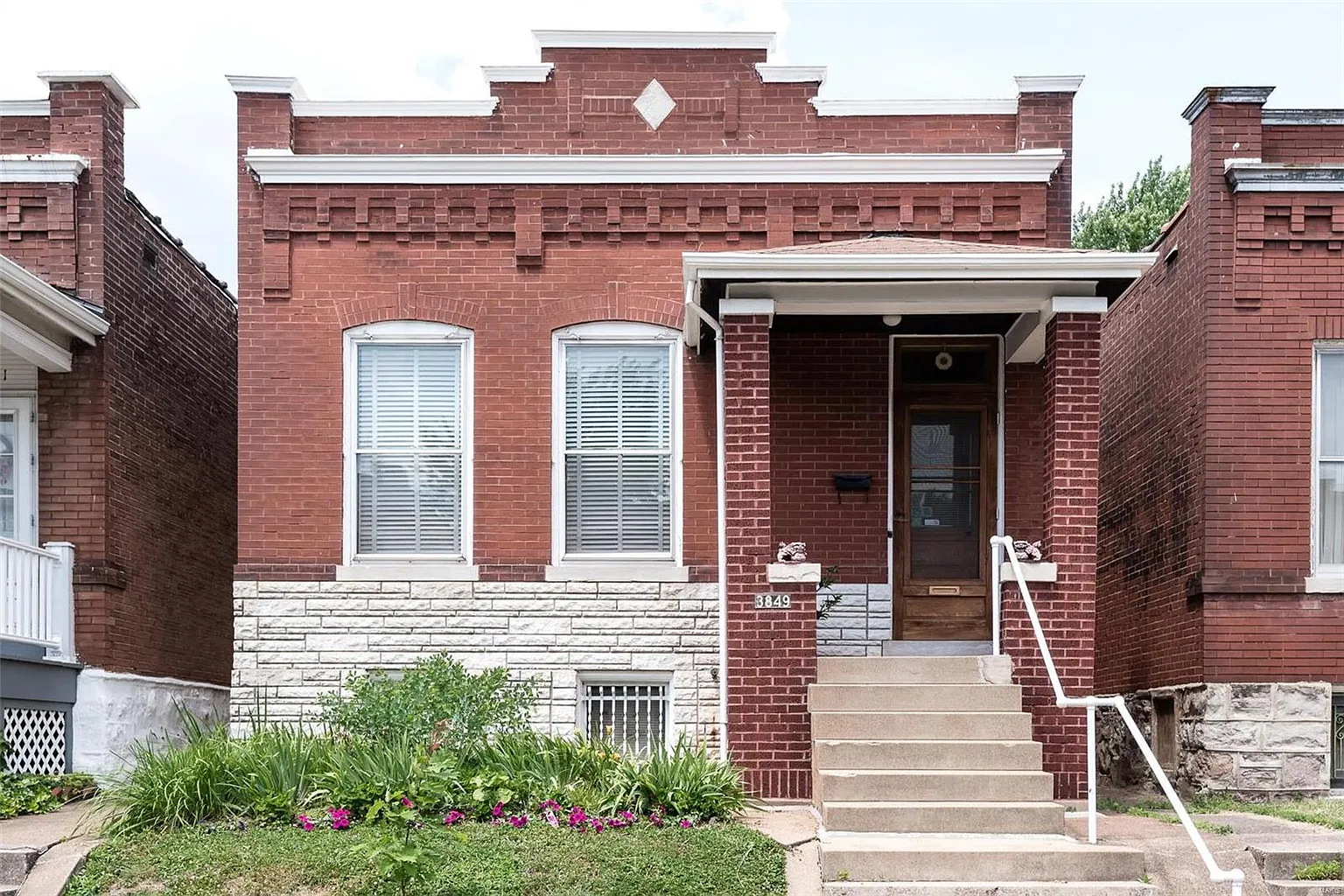 3849 Virginia Ave photo 1