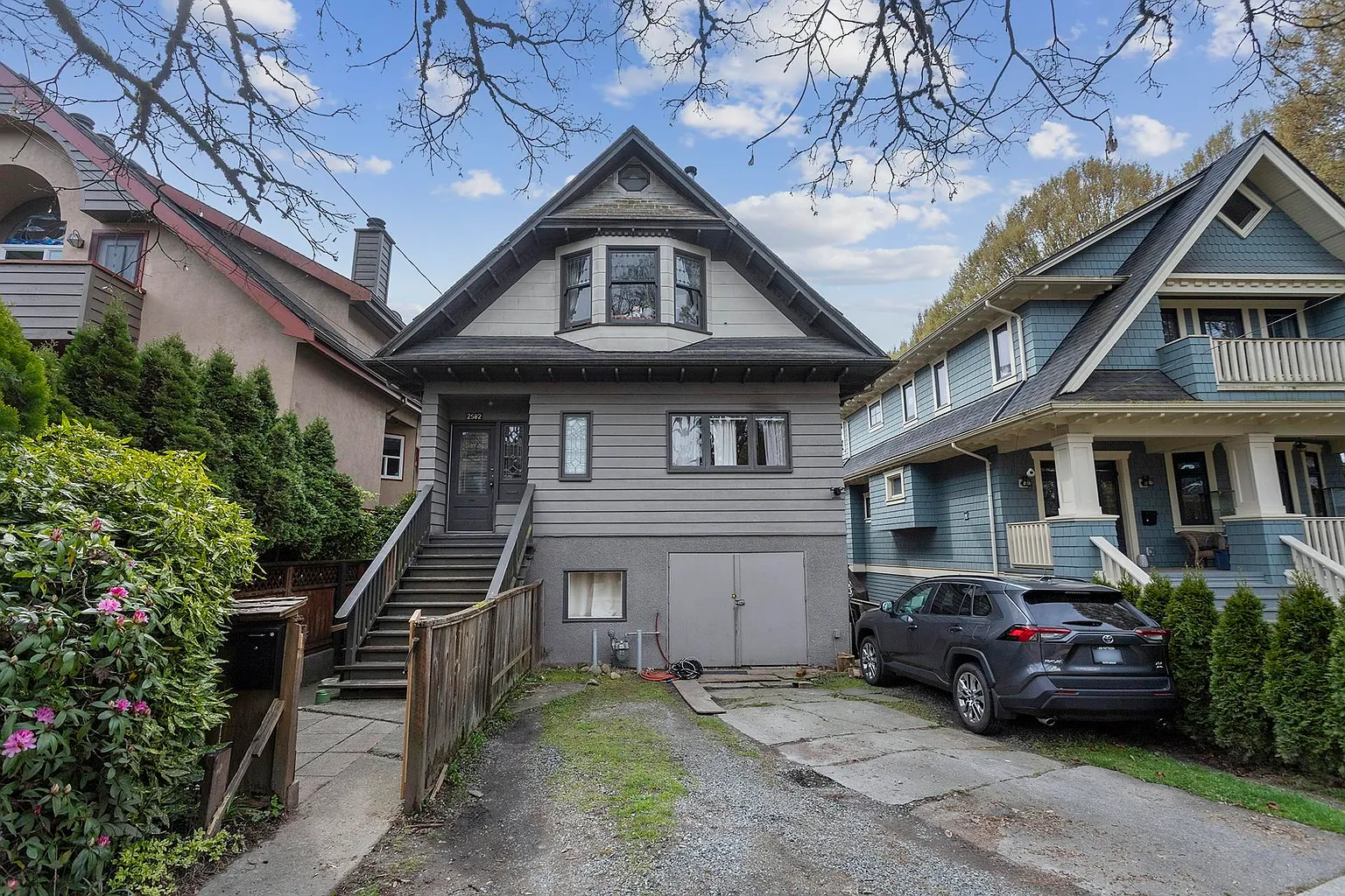 2582 W 6th Ave photo 1
