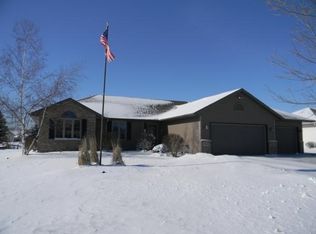 708 Ash Cir, Plymouth, WI 53073