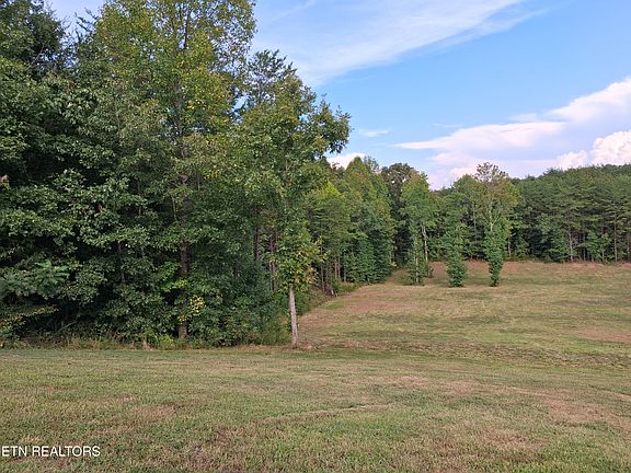 3rd image of 130 Homestead Rd