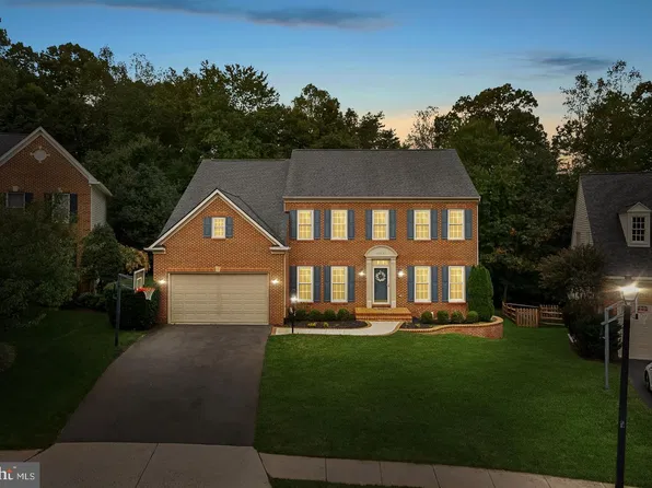 47285 Ox Bow Cir, Sterling, VA 20165