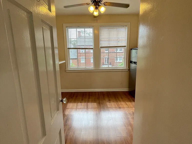 2823 Thornhill Rd — Photo 11