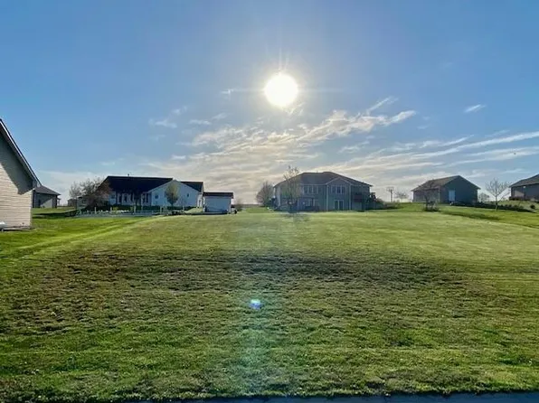 Walton Bnd, Maryville, MO 64468