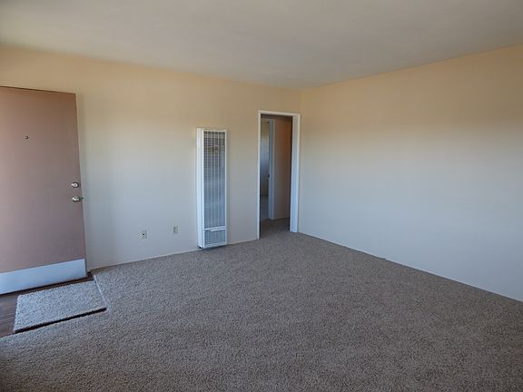 4th image of 2914 E 18th St