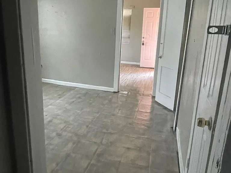 1419 Capron St #1/2 — Photo 3