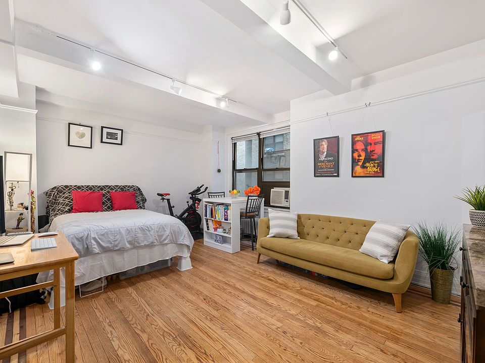 1st image of 235 W 102nd St APT 6W