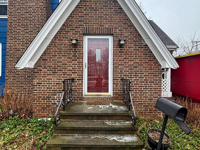 3808 Kirkwood Rd — Photo 1