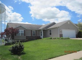 420 Excalibur Blvd, Troy, MO 63379