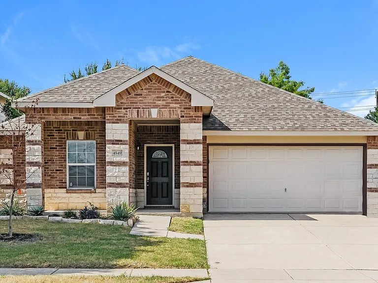 4549 Lacebark Ln — Photo 1